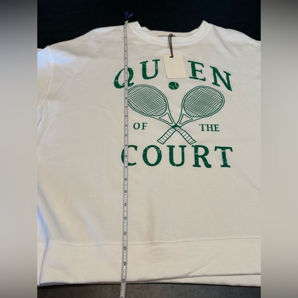 Green Envelope White Crew Neck Sweater Queen of the Court NWT size L SUPER SOFT - Picture 10 of 11